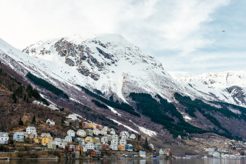 austinrhee:The small town of Odda, Norway