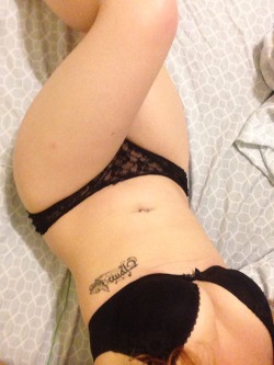 readheadedslut:  Black lace is just so fucking sexy. Someone come rip this off of me
