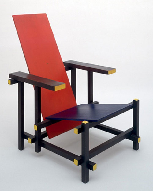 Gerrit Rietveld, Rot-Blauer Stuhl, 1917/18Den Rot-Blauen Stuhl entwickelte er 1917 in seiner Grundfo