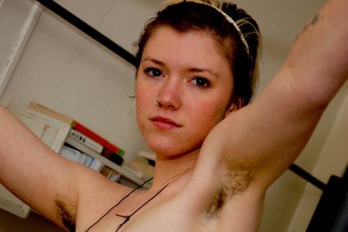 hairylovvver:Love her 💯‼️