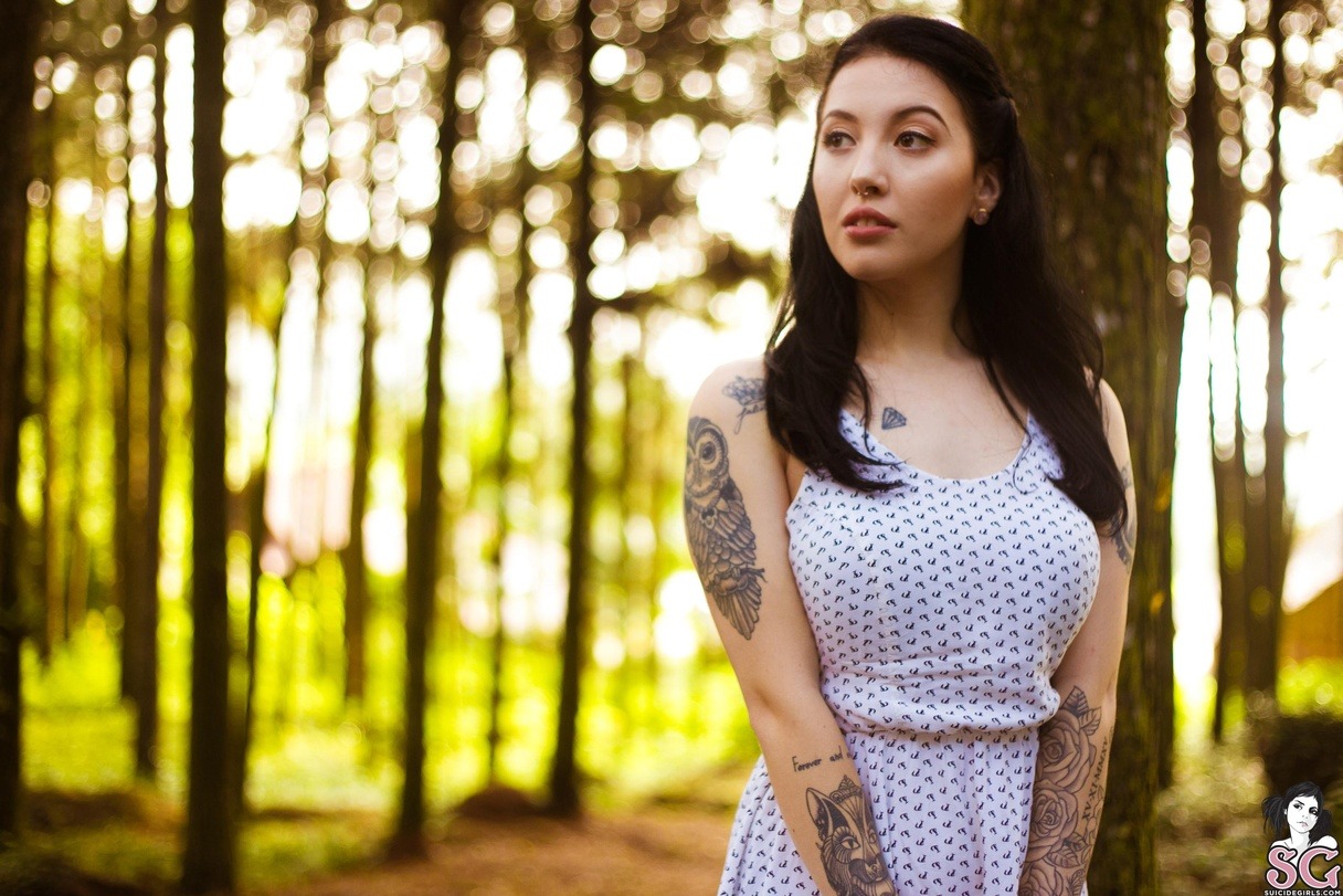 suicidegirlslover:  Kaarla Hopeful