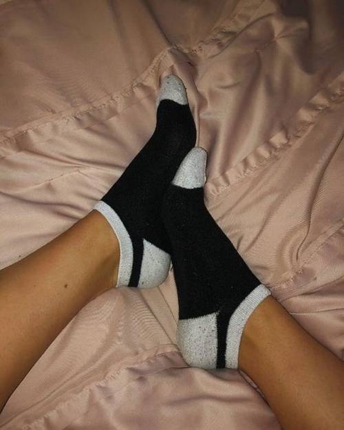 lexilovesanklesocks: Thanks @cori_smothers #socks #anklesocks #lowcut #lowcutsocks #pedsocks #feet #