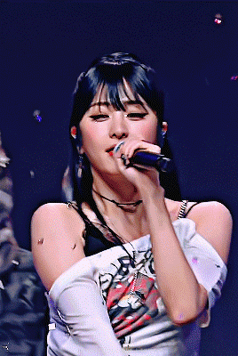 YUNJIN 240905 1-800-HOT-N-FUN