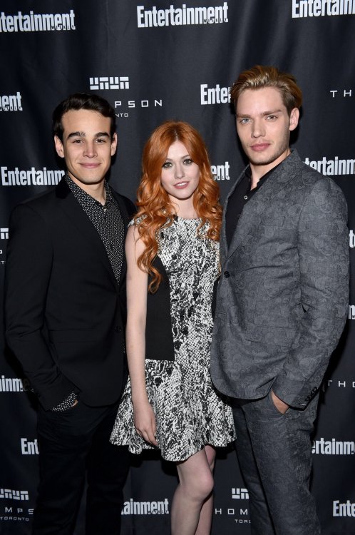  Dom Sherwood, Kat McNamara and Alberto Rosende at EW’s Must List Party (2015) 