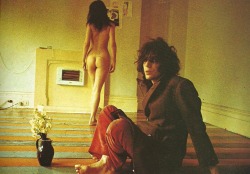 liquidsilverdiet: Syd Barrett (of Pink Floyd) trippin’. 