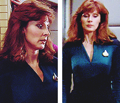 captainbeverlycrusher:Beverly + sciences blue unzipped