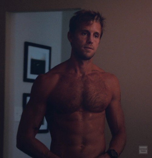 celebrityscenes: Matt Barr in Valor jfpb