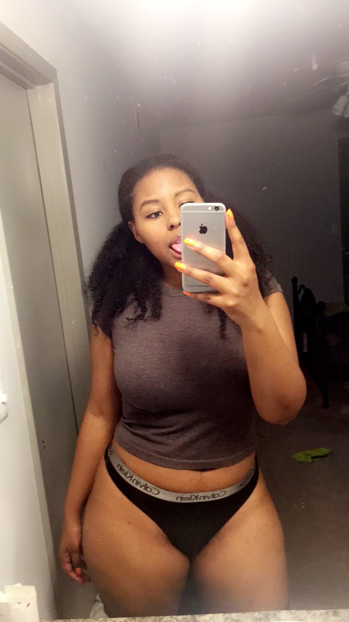 shesheistyy:  she gone have a fit