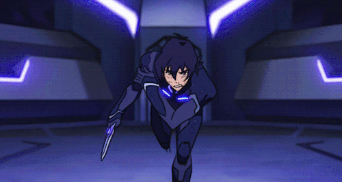 space-capri-suns:Keith + throwing his sword/knife