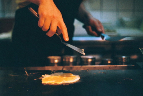 Okonomiyaki (a japanese pancake of sorts) is famous in Hiroshima, so when a friend came to visit we 