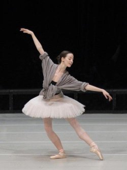 lordbyron44:  diana vishneva by  Patrick Demarchelier . 