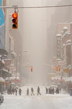 e4rthy:  Blizzard, NYC by Tomas A.