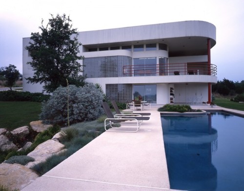 pixelpapi:clause residence - lago vista (1979)