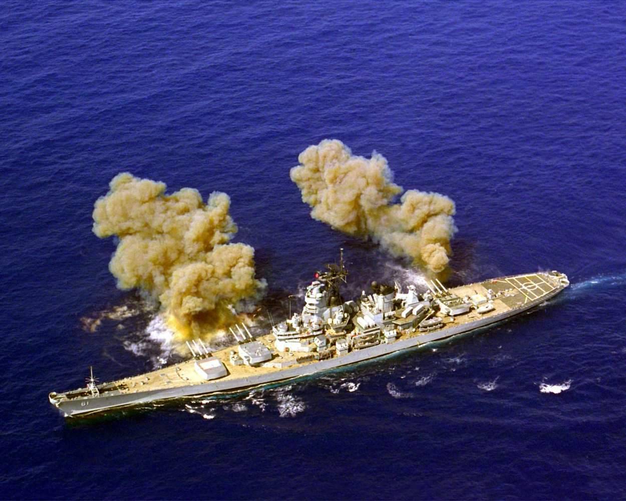 rocketumbl:  USS Missouri (BB-63) 