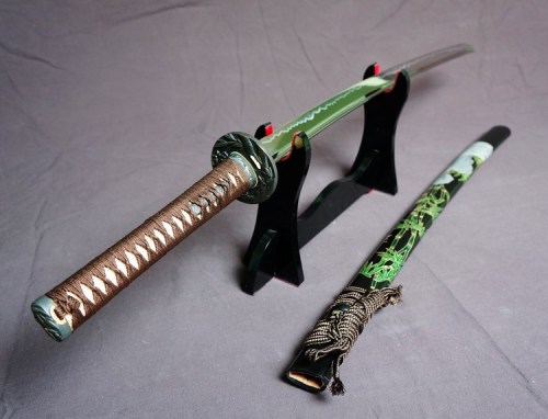 theninjafan:  dannypartida:  Katana Ryumon    Ryumon  