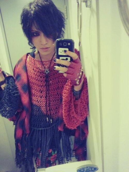 enchantingmoon:  Ryoga of BORN’s look for their in-store events at Takadanobaba ZEAL LINK store and 