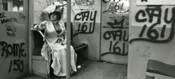 yakubgodgave:NYC subway by Bill Cunningham, 1980′s