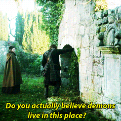 fponthedl:  Jamie &amp; Claire at the Black Kirk - 1x03 The Way Out  