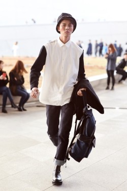 koreanmodel:Street style: Joo Woo Jae at SFW Spring 2015 shot by Choi Seung Jum