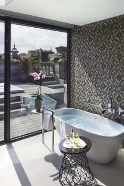 livingpursuit:  Mandarin Oriental, Barcelona