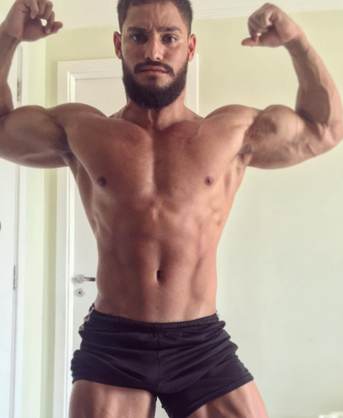 Rodrigo Cavalcanti Aka Airon Muscle Proving That Roids Change Men Forever. He Turned Himself From An
