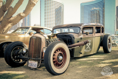 HOT RODZ & PINUPS
