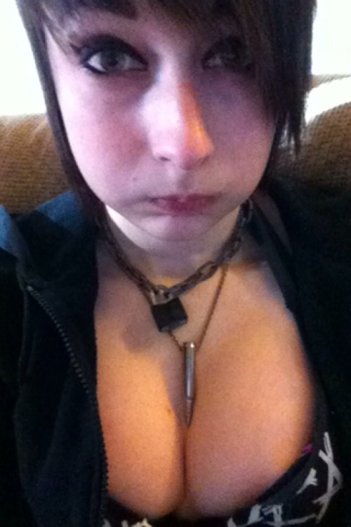 More random selfies from today + a yawning puppy :3