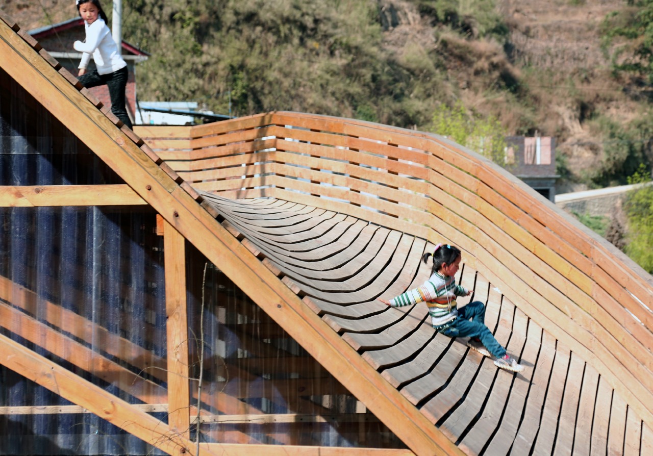 archilovers:  THE PINCH is a library and community center in Shuanghe Village, Yunnan