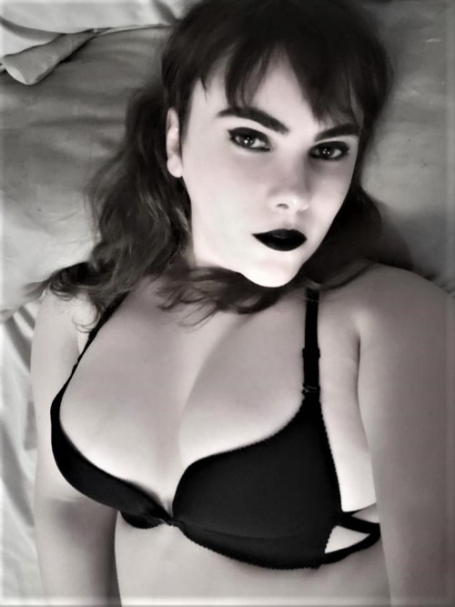 773469: Beautiful girl sweetie