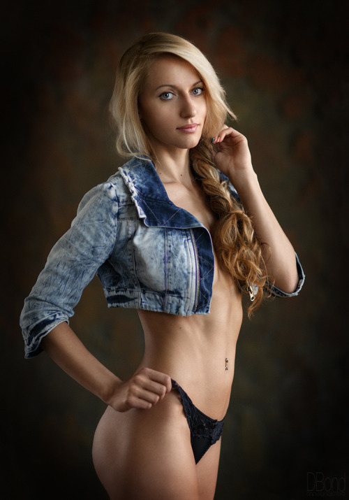 needlefm:  © DBond  | More Beauties here