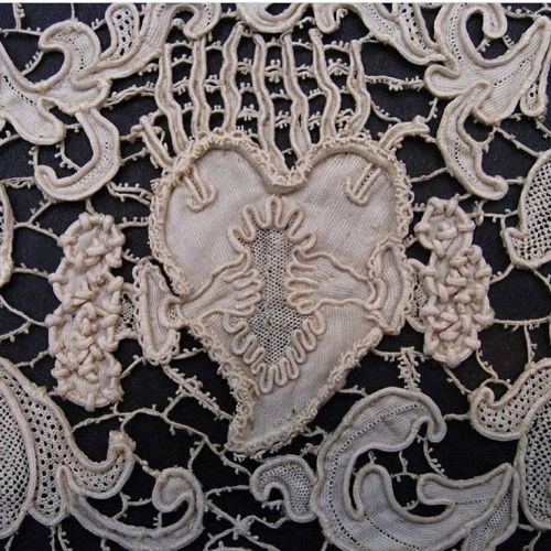 house-of-neptune:17th century needle lace.