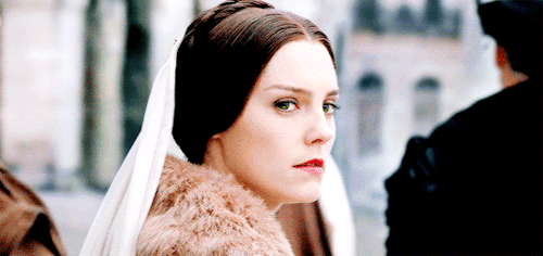 jeanoflochiel: Contessina de’ Bardi in every episode → s01e05 ‘Temptation’