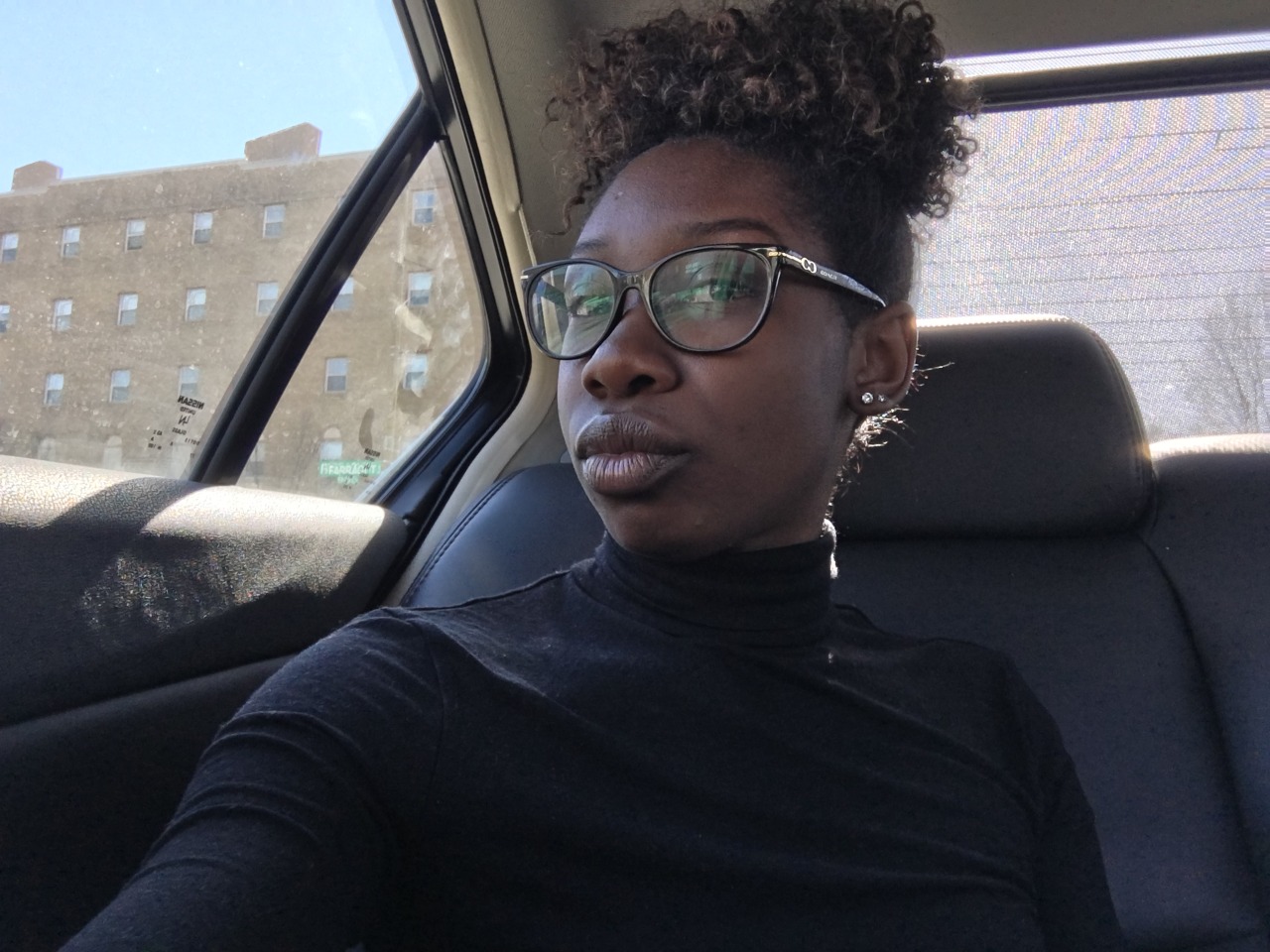 thineprettythoughts:  As a photographer, I hate taking pictures… But it’s blackout