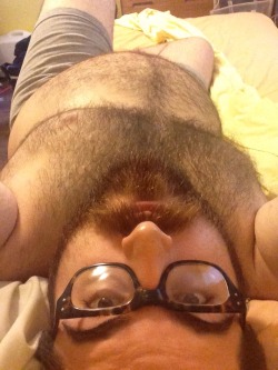 romanvb:  Tummy Tuesday with guest star my unruly beard.