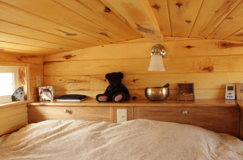 builtsosmall: Cute timber tiny house http://tinyhouseswoon.com/erin-and-dondis-tiny-house/