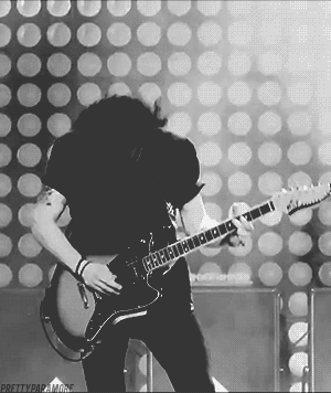 onlyparamorex:  prettyparamore:  Taylor York of Paramore  calm yo curls 