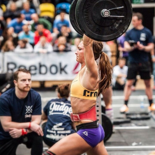 crossfitters:  Andrea Ager at the 2014 Battle of London. Photo by @b7creative
