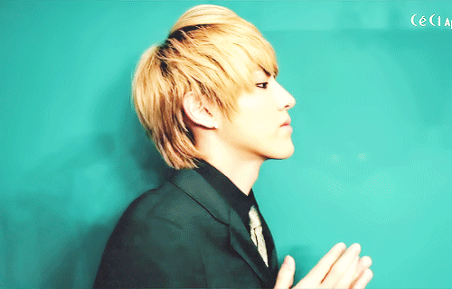plutoriddle:  Just a few gifs of Exo-M For CeCi! With a little XiuHan moment~ Fuckin’ cuties