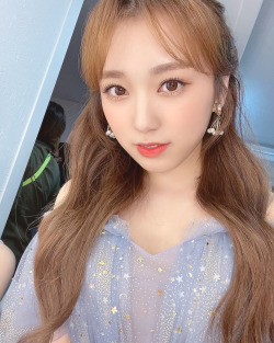 Porn korean-dreams-girls:Nako (IZ*ONE) - Selcas photos