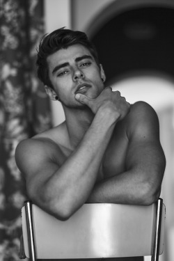 hotmalemodel:  Follow Hot Male Model for more hot guys!