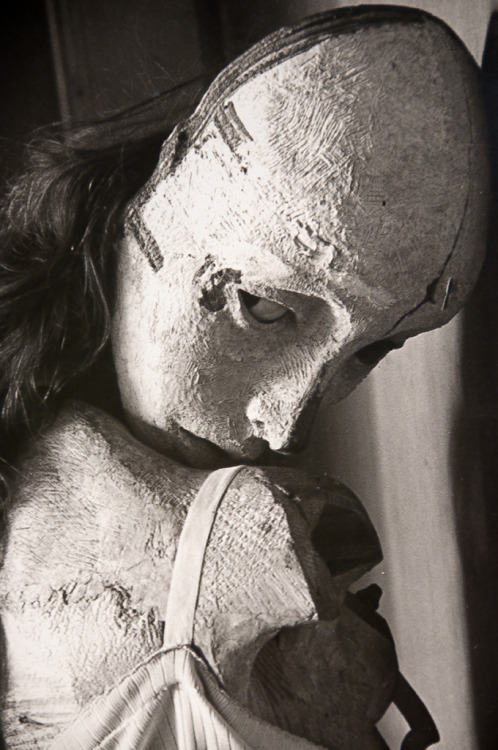 Hans Bellmer (German, 1902-1975, b. Katowice, Poland) - Die Puppe (La Muñeca / The Doll), 1934/2002 