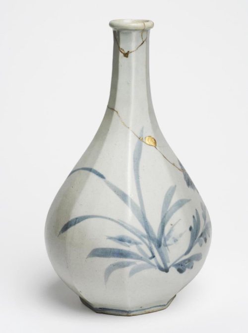 philamuseum: Blue-and-white ceramics were widely-produced during Korea’s Joseon dynasty (1392&
