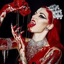 cervenafox:  Performing my vampire act at