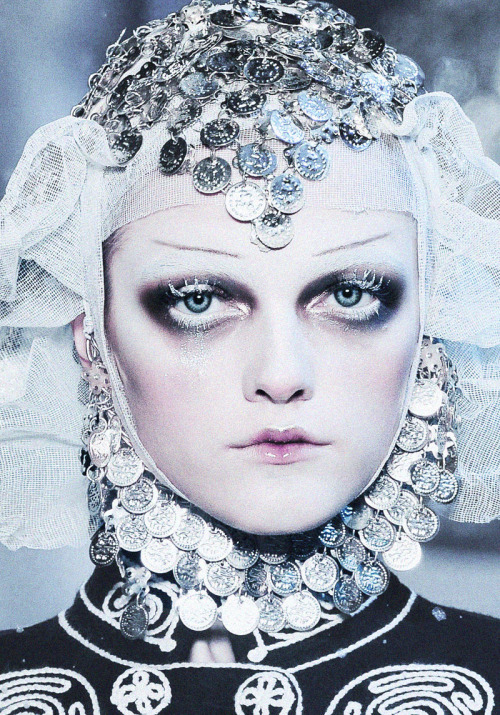 deprincessed:Ice princess Vlada Roslyakova wears frost tinted makeup courtesy of Pat McGrath and a s