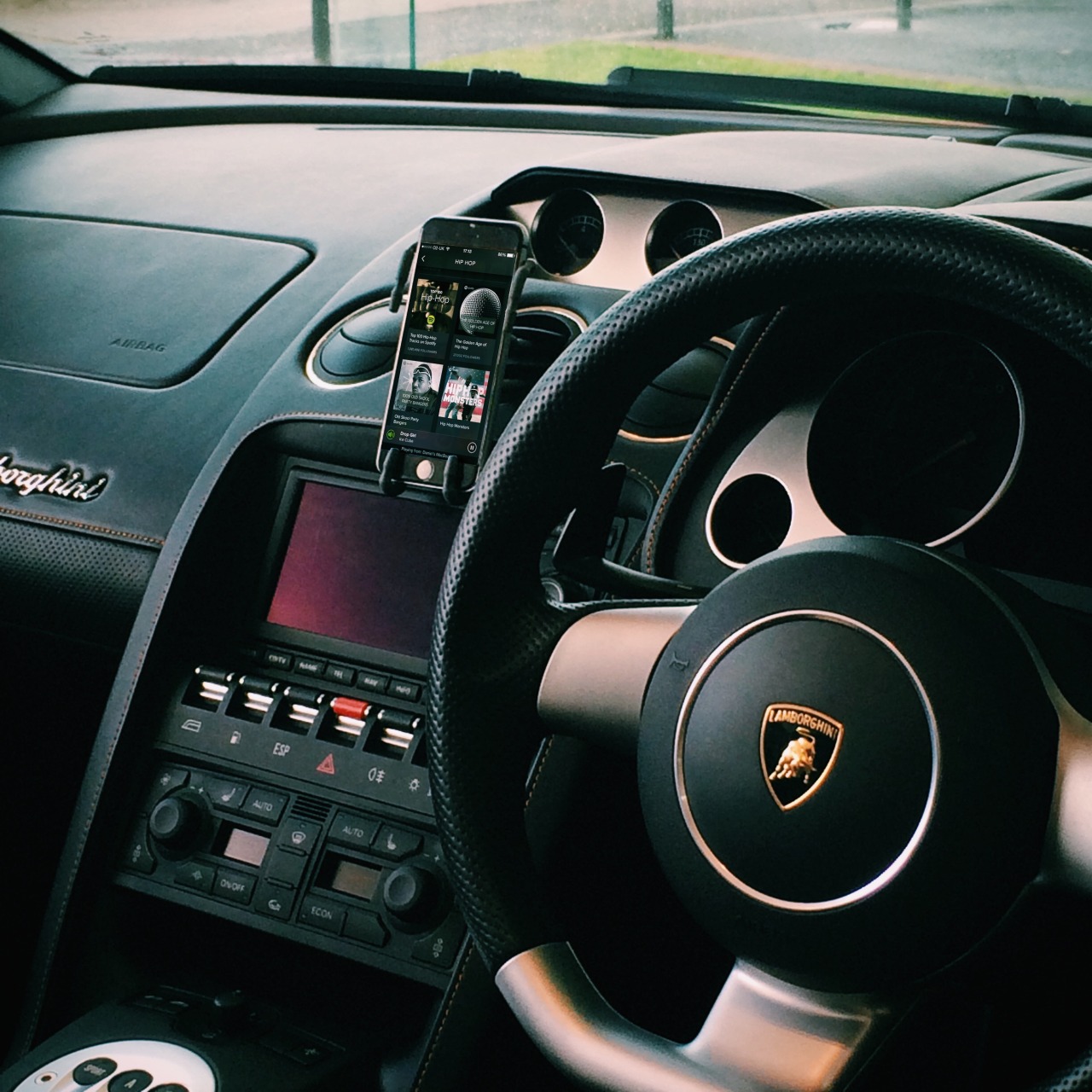 fullthrottleauto:  Simplicity (by Breffo) 