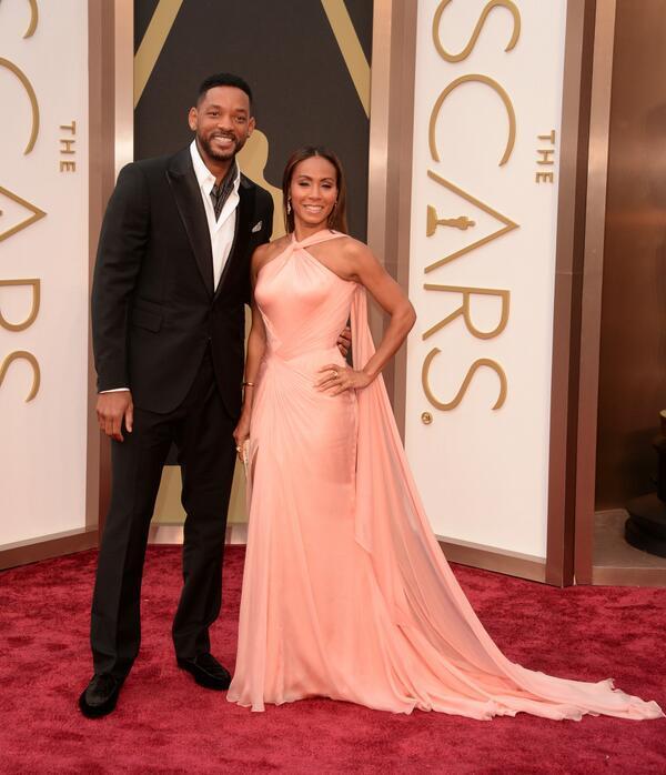 fashizblackdiary:  Will &amp; Jada Smith on the red carpet. Jada is wearing VERSACE.