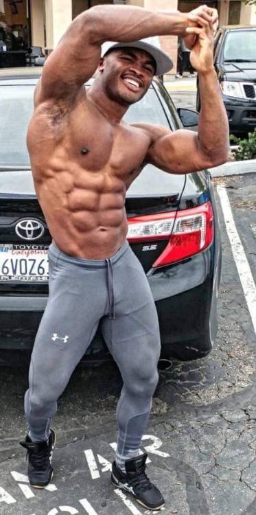 Sexy Muscle Guys