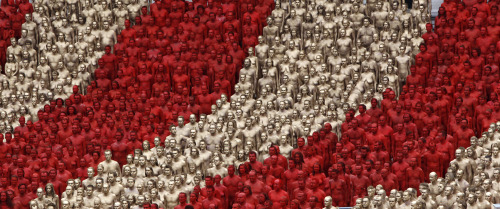 artruby: Spencer Tunick. 