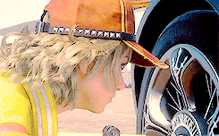 CINDY | head mechanic