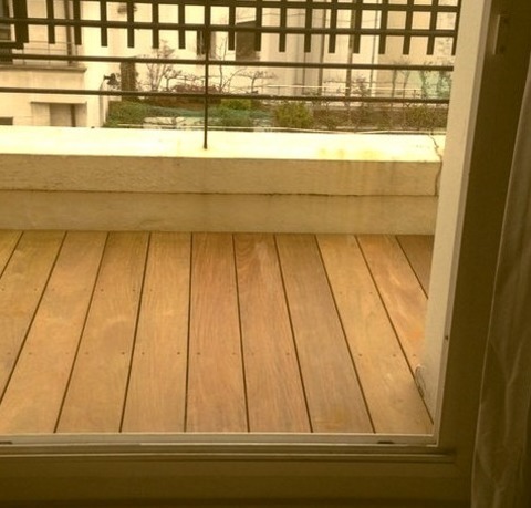 Side Yard - DeckInspiration For A Medium-sized, Open-air, Transitional Side Yard Deck Remodel